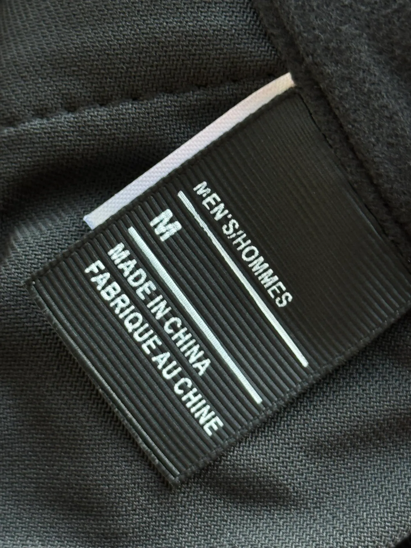 Arcteryx GAMMASeries Gamma mx pant ！ Versatile， ， ， ， 。 , ， YKK ， ， 。 。 ➕ 、 、 Quality ， !!! ， 、 、 、 、 、 ! ， ! 、 ， ， 、 Breathable， ! ， ， ! ， ， 、 、 、 + ， ! ， ! ， ！ Black Dark Gray Size M 84 103 100-120 L 88 105 120-140 XL 92 107 140-160 2XL 96 109 160-180 3XL 100 111 180 ， 1-2㎝ ！！
